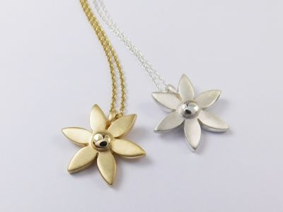 Daisy Pendants