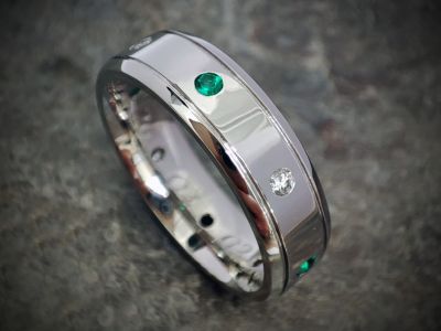 Emerald and Diamond Platinum Ring