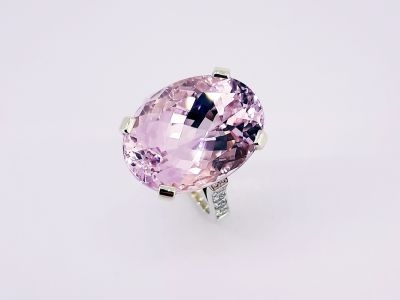 Kunzite and Diamond Ring